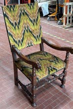 Fauteuil - Hout - Troon in spoel-stijl
