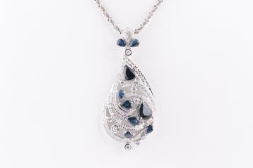 Hanger - 18 karaat Witgoud - 9.70ct. tw. Saffier - Diamant