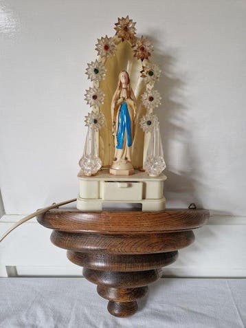 Decoratief ornament - A. v/d Lee houtdraaierij en kaarsen