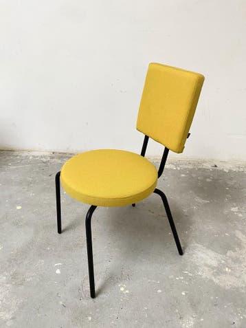 PUIK Option Stoel 2/1 Geel - Eetkamerstoel - Ongebruikt, Huis en Inrichting, Stoelen, Ophalen of Verzenden, Zo goed als nieuw