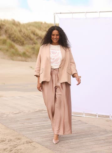Yest Curve blazer Liselot Maat:, Verzenden, Nieuw, Overige kleuren