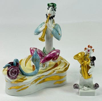 Meissen - Beeldje - Snake Charmer & Music Clown Peter Strang
