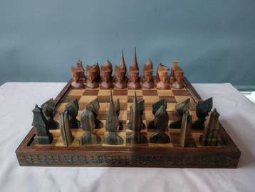 Schaakspel - Javaanse Schaakstukken - Hout