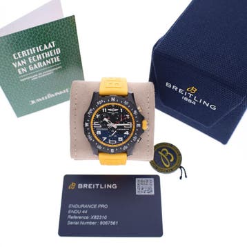 Breitling Endurance Pro Yellow X82310; Chronograaf Here..., Overige merken, Overige materialen, Kunststof, Ophalen of Verzenden