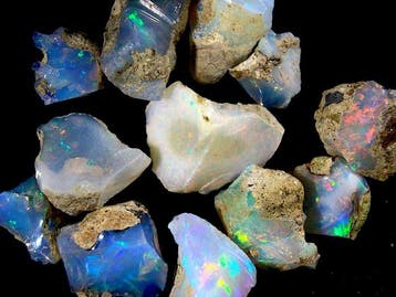 Geen Reserve - ct. 72,60. Topkleur Ethiopische opaal - Ruwe