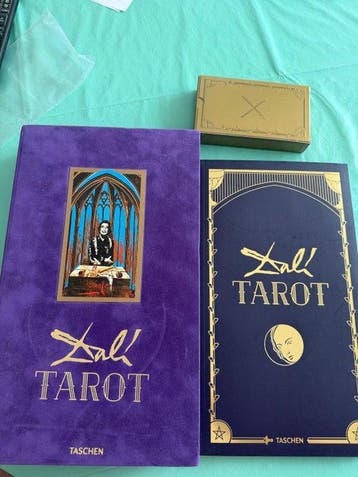 Salvador Dalí (after) - Tarotkaarten