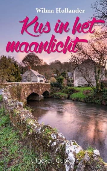 Kus in het maanlicht - Wilma Hollander 9789462042810, Boeken, Verzenden, Gelezen, Wilma Hollander