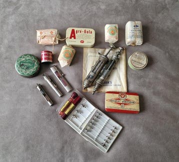 Collectie van memorabilia - Medische instrumenten en