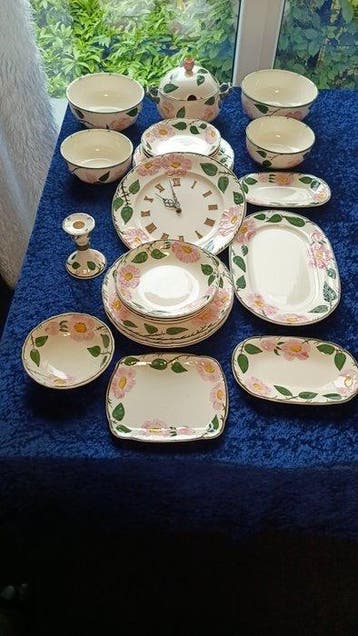 Villeroy & Boch - Eetservies voor 6 (25) - Porselein