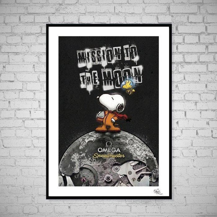 SKE - The Omega Mission - Omega x Snoopy, Antiek en Kunst, Kunst | Designobjecten
