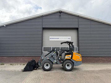 GIANT G2700 HD+ minishovel 2025 €475 LEASE, Ophalen, Wiellader of Shovel
