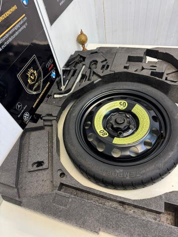 Audi A3 Sportback Reservewielbekleding Reservewiel compleet, Gebruikt, Banden en Velgen