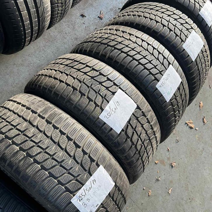 4 x Bridgestone Blizzak LM-25 255-50-19 Winterbanden 7mm, Auto-onderdelen, Banden en Velgen, 19 inch, Winterbanden, 255 mm, Personenwagen