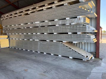 Partij Wandpanelen 100 mm 2e keus, SANDWICHPANEEL, Nieuw, Overige materialen, 100 mm of meer