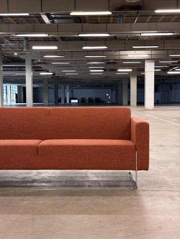 Artifort Mare Hoekank | Terracotta | NIEUWSTAAT + Garantie, 250 tot 300 cm, Ophalen of Verzenden, Zo goed als nieuw, Bank Hoekbank Bankstel Bankje Loungebank Banken Chaise Lounge 