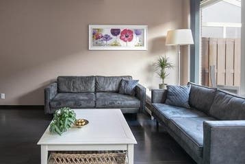 Huis Vrouw Avenweg in Den Haag, Den Haag, Den Haag, Overige soorten, Via bemiddelaar