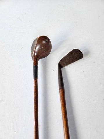 Twee golfclubs, Iron 2 (St. Andrews, Scotland) en Wood, Nieuw