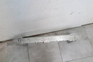 BMW 5 G30 G31 voorbumper verstevigingsbalk, Verzenden, Gebruikt