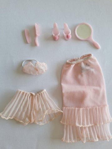 Mattel - Barbiepop Go-Everywhere / Lovely Lingerie set -, Antiek en Kunst