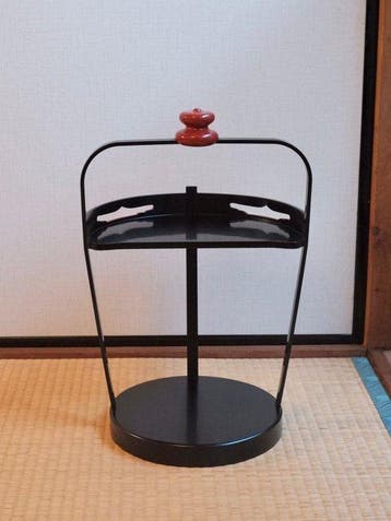 Gueridon - Hout, lakwerk - Japan - toonstandaard (Zonder