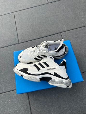 Balenciaga X Adidas - Triple S - Sneakers - Maat: EU 42 -, Nieuw