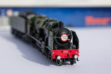 Roco H0 - 62305 - Stoomlocomotief met tender (1) - 231E -, Hobby en Vrije tijd, Nieuw