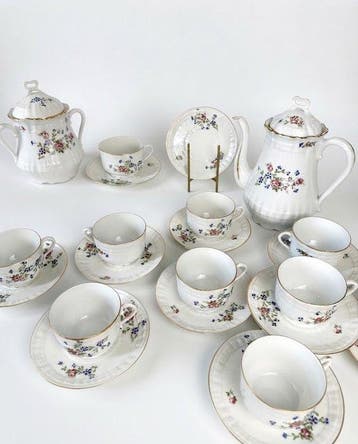 Limoges - CS & LC - Koffie- en theeservies (25) - Porselein