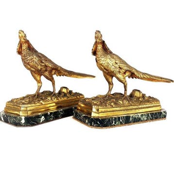 Decoratief ornament (2) - Twee boekensteunen / ‘Patrijzen’