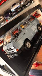 KK-Scale 1:18 - Modelauto - Volkswagen VW Bus T3 Syncro -, Nieuw