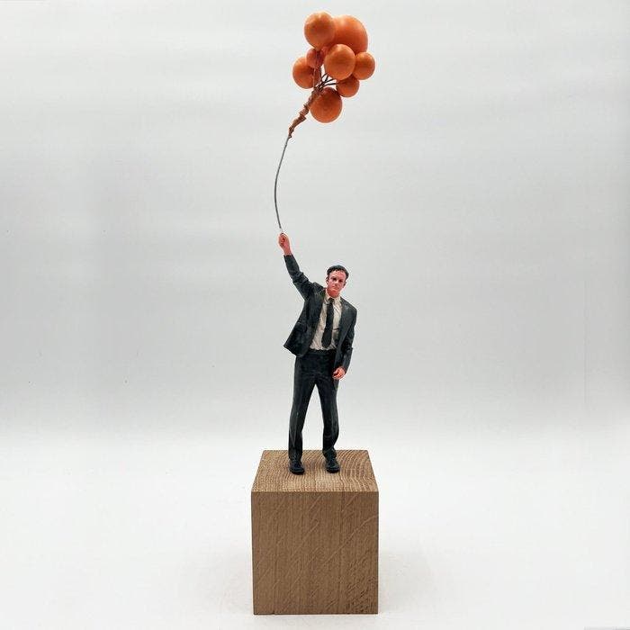 Coco de Paris - Man with orange balloons, Antiek en Kunst, Kunst | Designobjecten