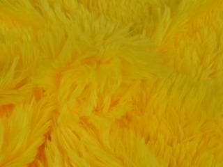 Langharig bont stof – Geel, 120 cm of meer, Geel, Ophalen of Verzenden, Polyester