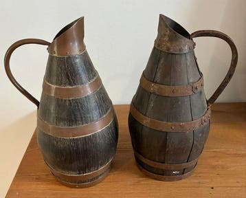 Kruik (2) - Hout, Metaal