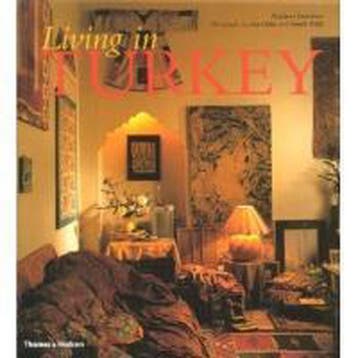 Living in Turkey - Stephane Yerasimos 9780500282700, Verzenden, Gelezen, Stephane Yerasimos