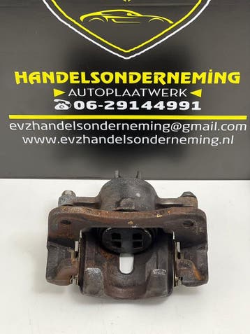 Suzuki Celerio 1.0  Remklauw tang links achter bj.2015, Gebruikt, Suzuki