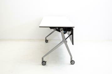 Okamura NT verrijdbare klaptafel 180x60 cm met schaamschot, Overige plaatsen, Ophalen, Gebruikt, Tafel