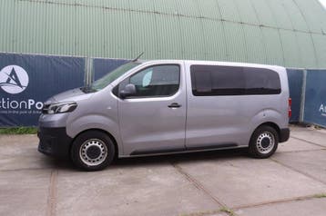 Veiling: 9-Persoonswagen Toyota Proace Diesel 120pk 2019, Gebruikt, Toyota, Zilver of Grijs, BTW verrekenbaar