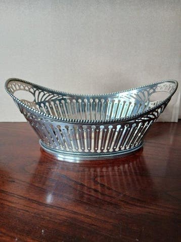 H. Hooijkaas Schoonhoven - Broodmand - .835 zilver -