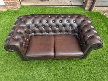 Bankstel CHESTERFIELD  2 zit bank bruin leer, Huis en Inrichting, Design, 150 tot 200 cm, Tweepersoons, Zo goed als nieuw