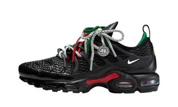 Nike Air Max Plus Homecoming Black, Kleding | Heren, Nieuw