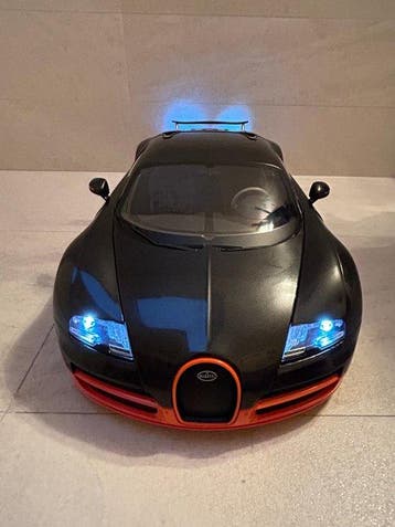 De Agostini 1:8 - Modelauto - Bugatti Veyron, Nieuw
