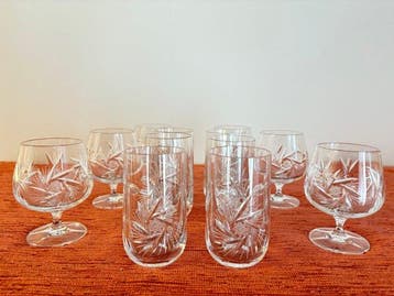 Böhmen-Set von 12 geschliffenen Kristallgläsern