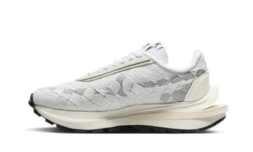 Nike Vaporwaffle Woven Sacai Jean Paul Gaultier White, Kleding | Heren, Nieuw