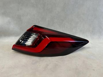 Honda Civic XI 2022 achterlicht rechts LED Europa, Verzenden, Gebruikt