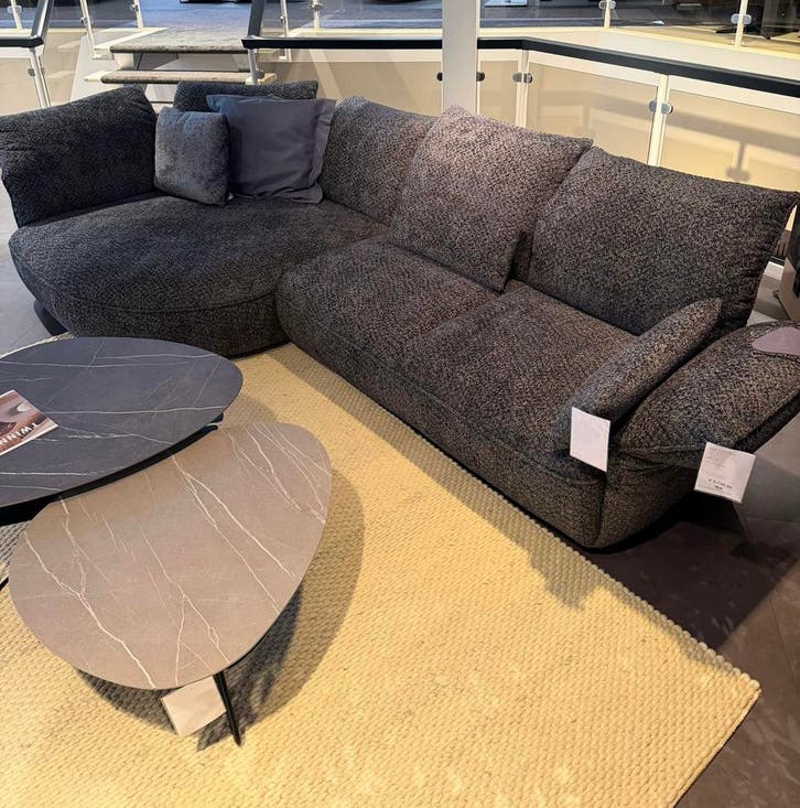 Abby lounge bank (top kwaliteit), Huis en Inrichting, Banken | Bankstellen, 300 cm of meer, 125 tot 150 cm, Hoekbank, Vierpersoons of meer