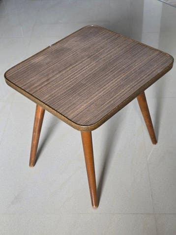 Bijzettafel - Hout, meubelplaat - Vintage Patyczak met blad, Antiek en Kunst, Kunst | Designobjecten