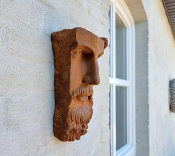 Beeldje - Mythical face - wall art - IJzer