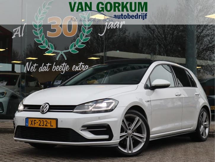 Volkswagen Golf | Zakelijke Lease v.a. €394.24 pm, Auto's, Volkswagen, Lease, Automaat, Hatchback, Golf, Benzine, Wit, Financial lease