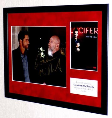 Lucifer - Graham McTavish (Father Kinley) Premium Framed,, Nieuw