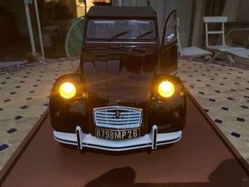 Altaya 1:8 - Model sedan - Citroën 2CV Charleston, Nieuw