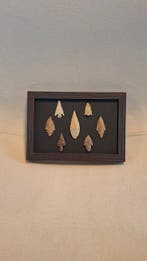 Afrika Steen archeologisch-neolithische pijlpuntkop van, Verzamelen, Mineralen en Fossielen